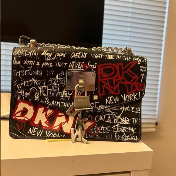 DKNY NEW BAG - Picture 1 of 1